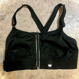SHEFIT Ultimate Sports Bra - Black - 1Luxe